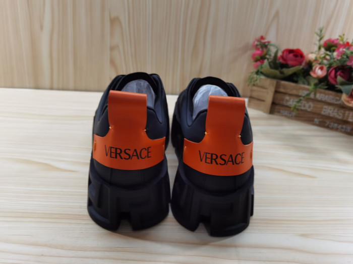 TRIPLES TRAINER SNEAKERS 2000060