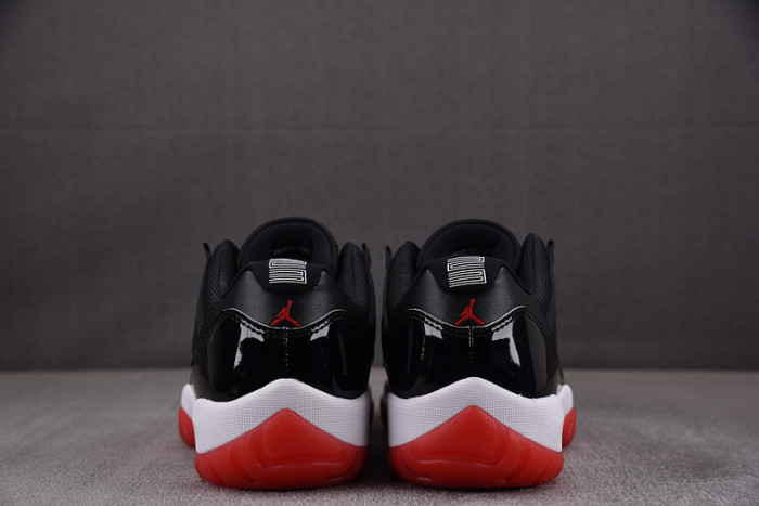 Air Jordan 11 Retro Low