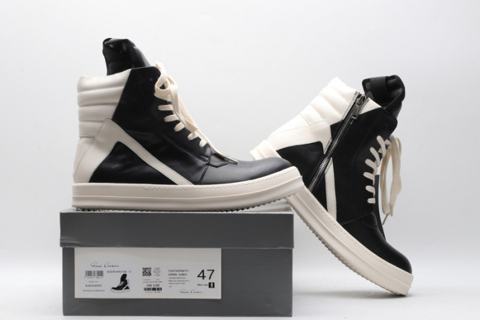 Rick Owe* R000013