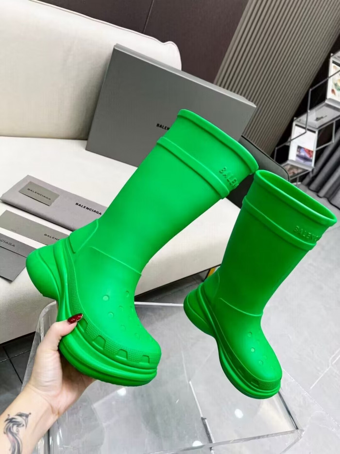 BALENCIAG* CROCS BOOT 5000102