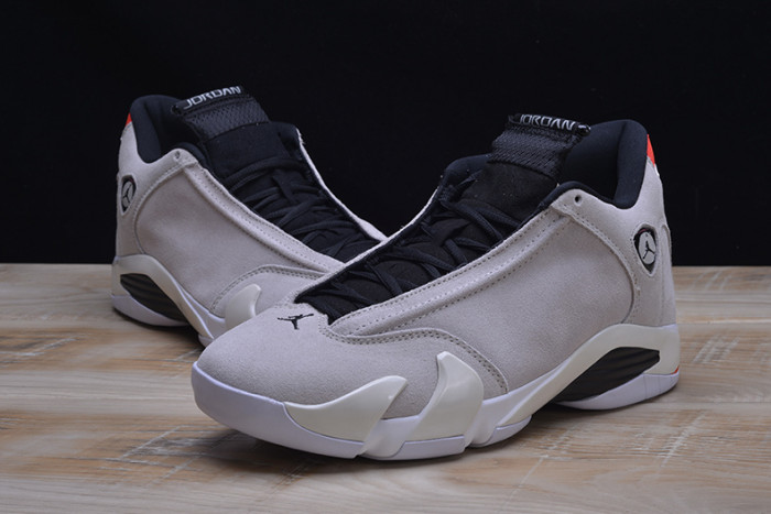 AIR JORDAN 14 RETRO "DESERT SAND" black/ white 487471-021