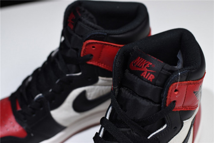 Air Jordan 1 Retro High OG Bred Toe 555088-610
