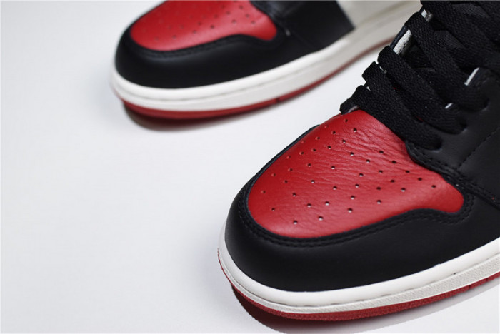 Air Jordan 1 Retro High OG Bred Toe 555088-610