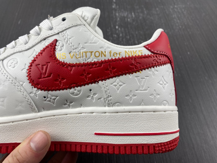 NIKE LOW AIR FORCE 1 X WHITE red