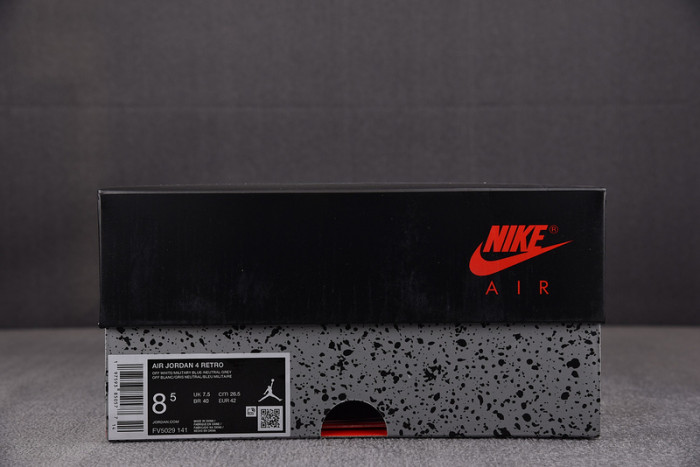 Air Jordan 4 Retro