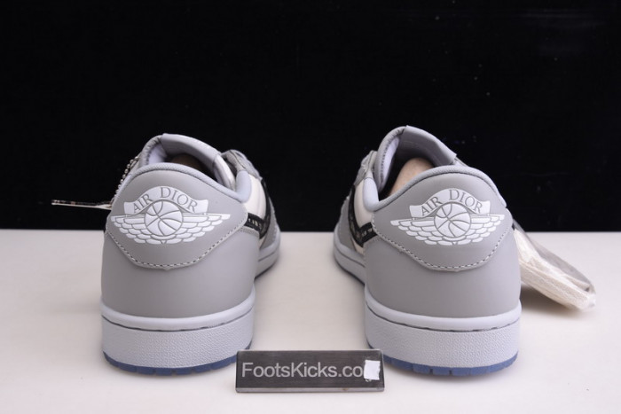 AIR JORDAN 1 low CN8007-001