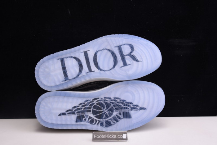 AIR JORDAN 1 low CN8007-001