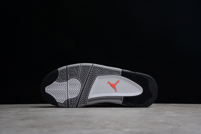 Air Jordan 4 Retro