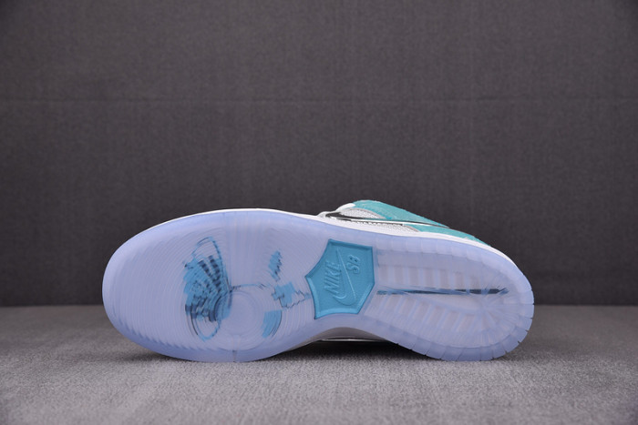 Nike Dunk SDCAI SB Low FD2562-400
