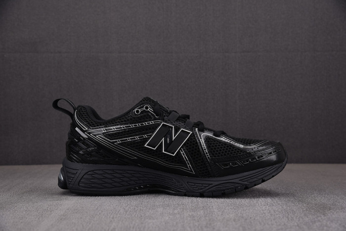 NEW BALANCE 1906R NB000038