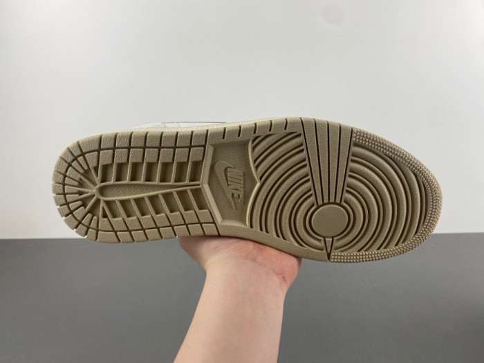 Air Jordan 1 Low