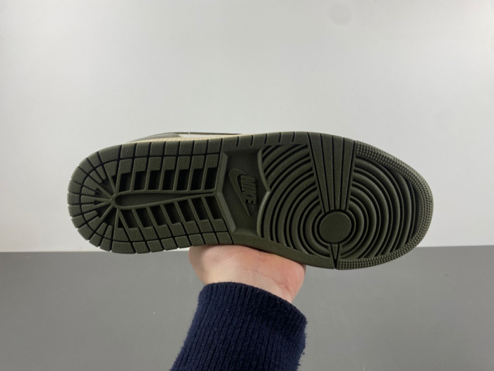 Air Jordan 1 Low