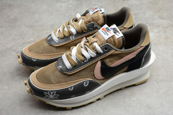 Travis Scott x Sacai x Nike LDV Waffle Daybreak" CV5053-001