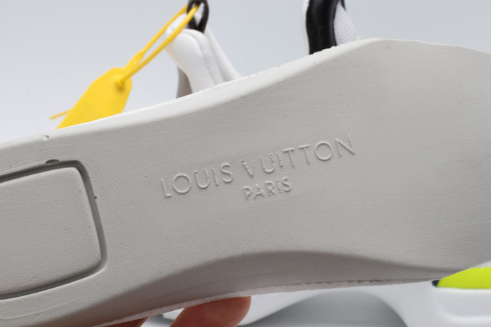 LV snekaers L000002
