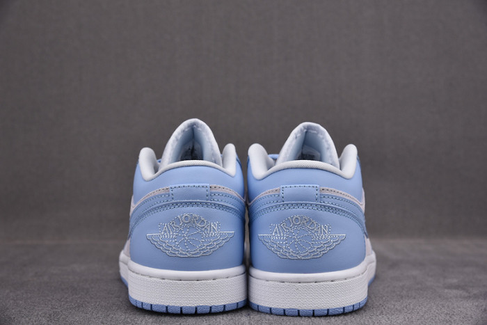 air Jordan 1 Low Grey Aluminum DC0774-050
