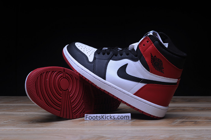 AIR JORDAN 1 High OG “Black Toe” white/ black-varsity red 555088-125
