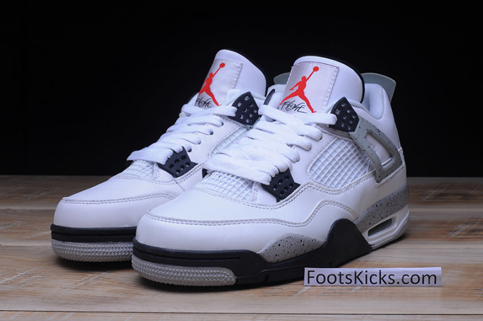 Air Jordan 4 OG “White Cement” 840606-192