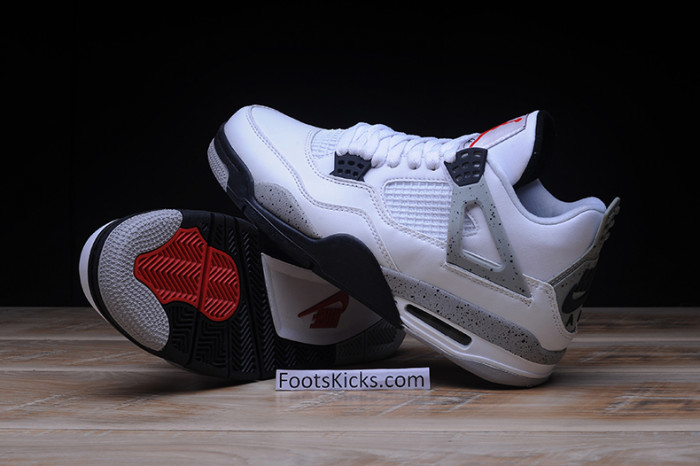 Air Jordan 4 OG “White Cement” 840606-192