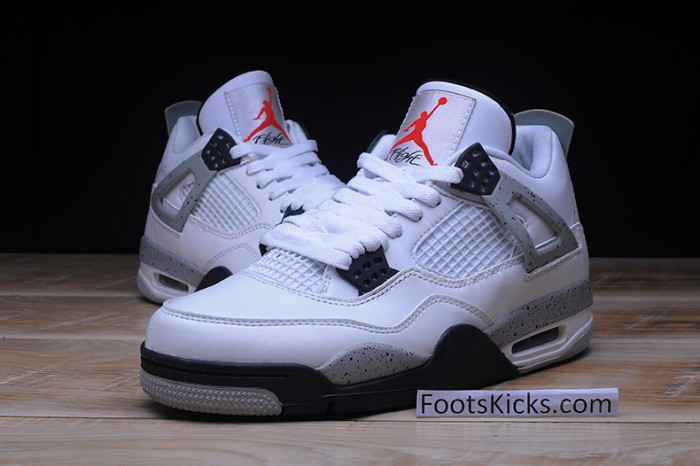 Air Jordan 4 OG “White Cement” 840606-192