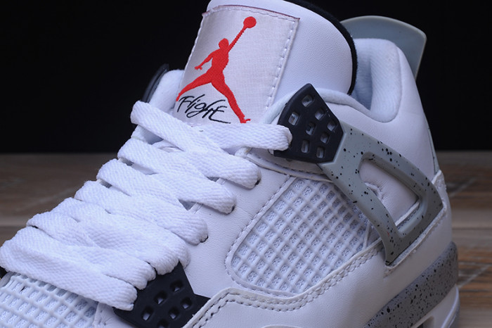 Air Jordan 4 OG “White Cement” 840606-192